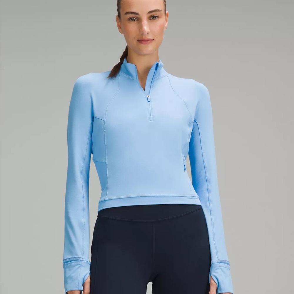 Lululemon Its Rulu Cropped Half Zip in
Aero Blue